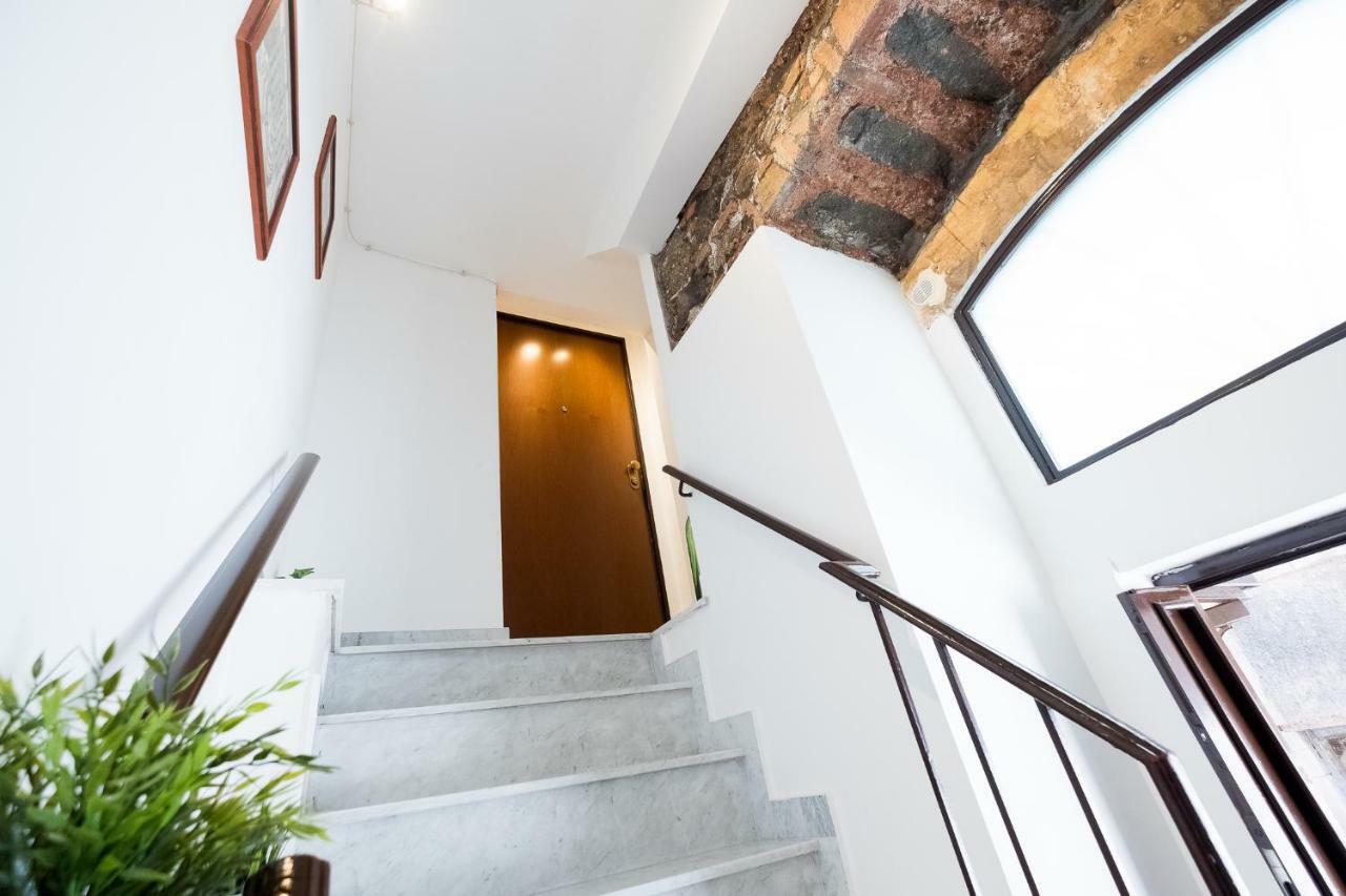 Apollo Home Катания Екстериор снимка